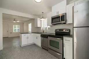 850 W Hazelwood St, Phoenix, AZ 85013 - Photo 4