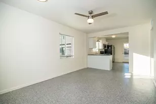 850 W Hazelwood St, Phoenix, AZ 85013 - Photo 12