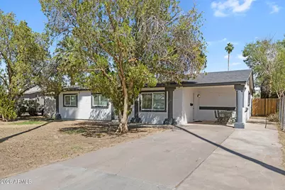 2327 N 31st Street, Phoenix, AZ 85008 - Photo 1
