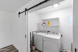 2327 N 31st St, Phoenix, AZ 85008 - Photo 50