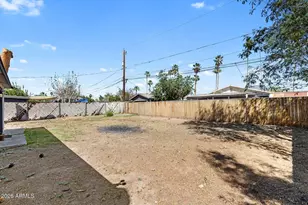 2327 N 31st St, Phoenix, AZ 85008 - Photo 54