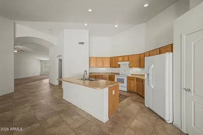 518 E Black Diamond Drive, Casa Grande, AZ 85122 - Photo 10