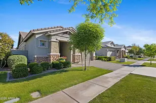 3840 E Spring Wheat Ln, Gilbert, AZ 85296 - Photo 2