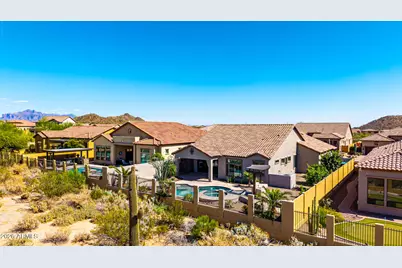 2046 N Steele Circle, Mesa, AZ 85207 - Photo 6