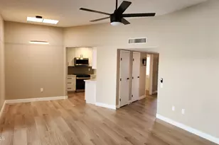 14043 N Palm Ridge Dr, Sun City, AZ 85351 - Photo 8