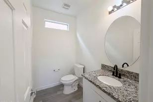 2739 N 73rd Dr, Phoenix, AZ 85035 - Photo 10