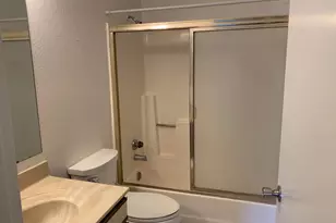 8135 W Krall St, Glendale, AZ 85303 - Photo 6