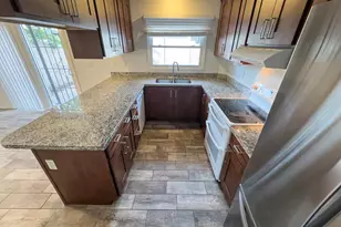 2881 E Fairmount Ave, Phoenix, AZ 85016 - Photo 2