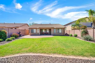 2214 W Hedgehog Pl, Phoenix, AZ 85085 - Photo 34