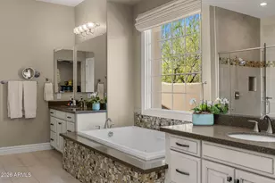 8300 E Dixileta Dr, Scottsdale, AZ 85266 - Photo 18