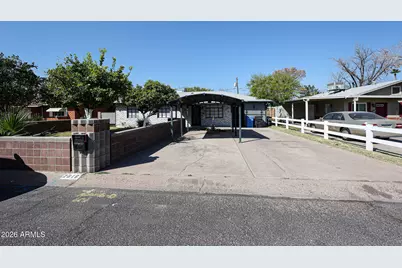 2816 N 33rd Place, Phoenix, AZ 85008 - Photo 2