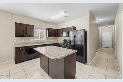 3795 N 298th Avenue, Buckeye, AZ 85396 - Photo 6