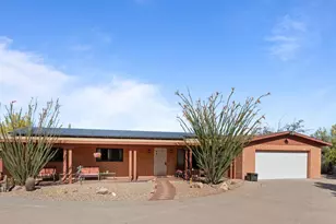 1865 Hillside Dr, Wickenburg, AZ 85390 - Photo 1