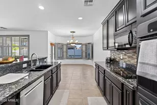 16739 W Lariat Ln, Surprise, AZ 85387 - Photo 6