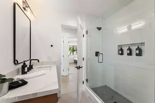 8621 E Indian Bend Rd, Scottsdale, AZ 85250 - Photo 22