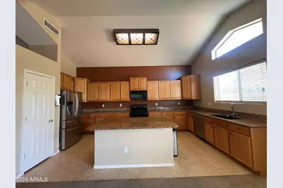 2530 W Allens Peak Drive, San Tan Valley, AZ 85144 - Photo 14