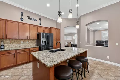 8812 W Myrtle Avenue, Glendale, AZ 85305 - Photo 14