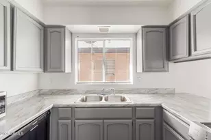 615 N Arrowhead Dr, Chandler, AZ 85224 - Photo 8