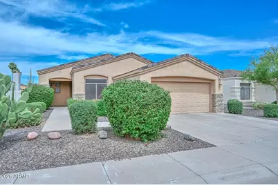 2210 E Branham Lane, Phoenix, AZ 85042 - Photo 1