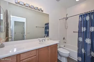 2210 E Branham Ln, Phoenix, AZ 85042 - Photo 20