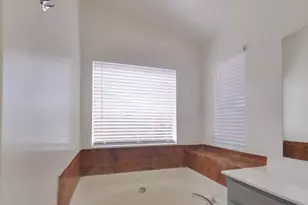 8363 W Audrey Ln, Peoria, AZ 85382 - Photo 2