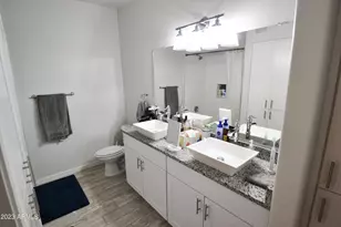 5302 E Van Buren St, Phoenix, AZ 85008 - Photo 12