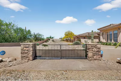 13912 E Cavedale Drive, Scottsdale, AZ 85262 - Photo 2