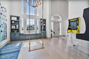 17718 E San Carlos Way, Gilbert, AZ 85298 - Photo 18