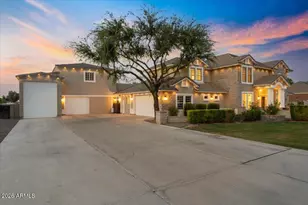 17718 E San Carlos Way, Gilbert, AZ 85298 - Photo 18