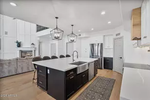 17718 E San Carlos Way, Gilbert, AZ 85298 - Photo 42