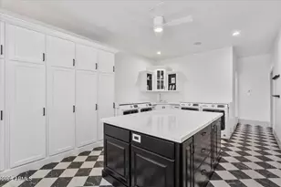 17718 E San Carlos Way, Gilbert, AZ 85298 - Photo 48