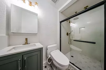 2816 N 33rd Place, Phoenix, AZ 85008 - Photo 18