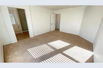 7425 W Crown King Road, Phoenix, AZ 85043 - Photo 46