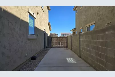 17156 W Lincoln Street, Goodyear, AZ 85338 - Photo 42