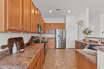 31916 N 23rd Avenue, Phoenix, AZ 85085 - Photo 8