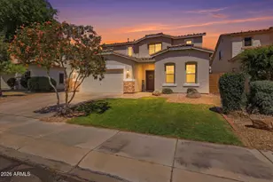 388 E Harold Dr, San Tan Valley, AZ 85140 - Photo 2