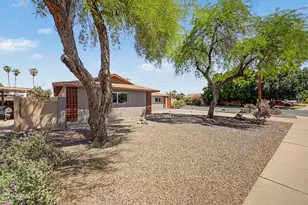 236 E Minton Dr, Tempe, AZ 85282 - Photo 2