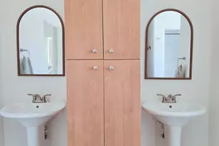 933 W Mercer Ln, Phoenix, AZ 85029 - Photo 32