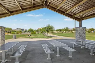 5656 N 87th Dr, Glendale, AZ 85305 - Photo 6