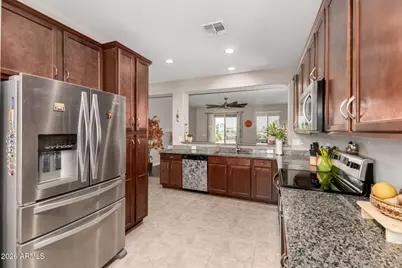 2430 E Alta Vista Road, Phoenix, AZ 85042 - Photo 4