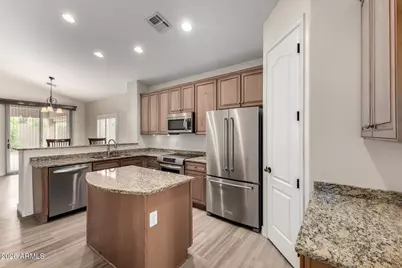 641 W Mesquite Tree Lane, San Tan Valley, AZ 85143 - Photo 6