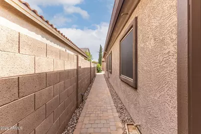 641 W Mesquite Tree Lane, San Tan Valley, AZ 85143 - Photo 24