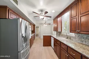 4902 E Osborn Rd, Phoenix, AZ 85018 - Photo 14