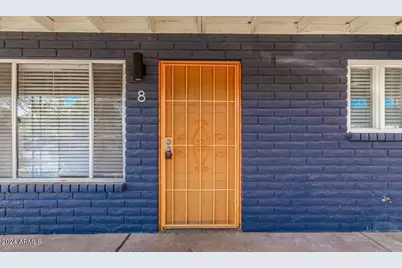 1826 N 51st Street #Apt 26, Phoenix, AZ 85008 - Photo 2