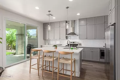 3746 E Earll Drive, Phoenix, AZ 85018 - Photo 2