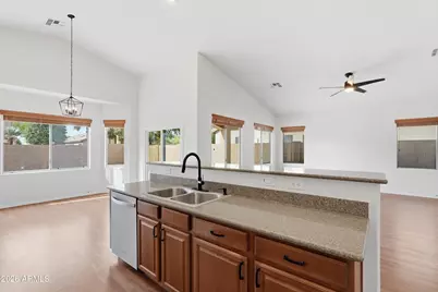 2279 E Ebony Drive, Chandler, AZ 85286 - Photo 4