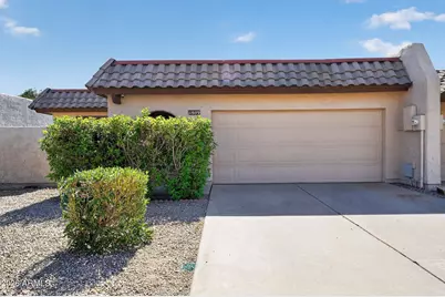 11609 S Maze Court, Phoenix, AZ 85044 - Photo 2