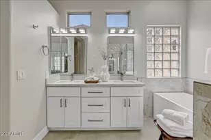 10563 E Bahia Dr, Scottsdale, AZ 85255 - Photo 20