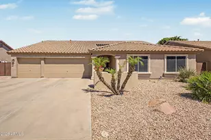 7958 W Caribbean Ln, Peoria, AZ 85381 - Photo 2