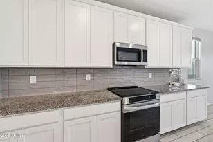 11032 W Lincoln St, Avondale, AZ 85323 - Photo 6